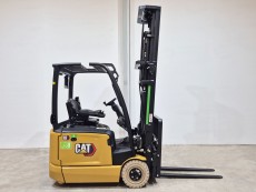 Carretilla Elevadora Electrica 3 ruedas caterpillar EP18CN2T (LITIO) - 3965002 | Europea de Carretillas