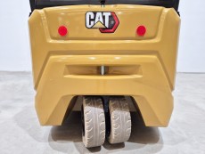 Carretilla Elevadora Electrica 3 ruedas caterpillar EP18CN2T (LITIO) - 3965002 | Europea de Carretillas