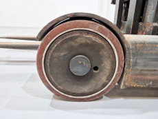 Carretilla Retractil conductor sentado linde R20 - 741008 | Europea de Carretillas
