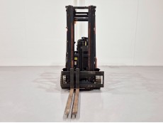 Carretilla Elevadora Electrica 3 ruedas linde E12Z - 1353004 | Europea de Carretillas