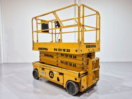 Plataforma Tijera Electrica haulotte COMPACT 12 - 1454021 | Europea de Carretillas 2