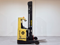 Carretilla Retractil conductor sentado hyster R1.6 HD - 2188004 | Europea de Carretillas