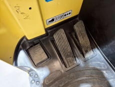 Carretilla Retractil conductor sentado hyster R1.6 HD - 2188007 | Europea de Carretillas