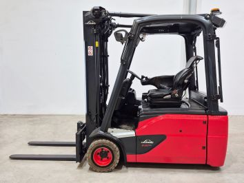 Carretilla Elevadora Electrica 3 ruedas LINDE E20L-02/386