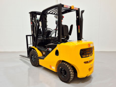 Carretilla Elevadora Diesel mb forklift CPCD25-XW97F - 3840004 | Europea de Carretillas