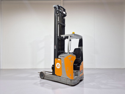 Carretilla Retractil conductor sentado still FM-X 25 - 3854002 | Europea de Carretillas 2