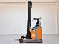 Carretilla Retractil conductor sentado still FM-X 25 - 3854003 | Europea de Carretillas