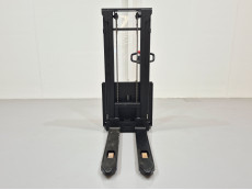 Apilador Electrico conductor a pie mb forklift ESA121 (2S270) (Gel) - 3872003 | Europea de Carretillas