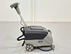 Fregadora Industrial Conduct Acompañante bhior B400 - 4082002 | Europea de Carretillas