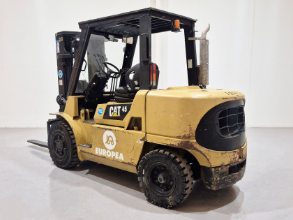 Carretilla Elevadora Diesel caterpillar DP45K2-MC - 1251003 | Europea de Carretillas 2