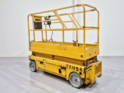 Plataforma Tijera Electrica haulotte COMPACT 8 - 807010 | Europea de Carretillas 2