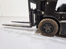Carretilla Elevadora Electrica 3 ruedas mb forklift CPD18TW8-LI - 3119008 | Europea de Carretillas