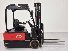 Carretilla Elevadora Electrica 3 ruedas mb forklift CPD18TW8-LI - 3119009 | Europea de Carretillas