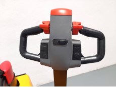 Transpaleta Electrica mb forklift EPT20-20WAL (Litio) - 3395011 | Europea de Carretillas