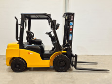 Carretilla Elevadora Diesel mb forklift CPCD25T8-G51 - 3823003 | Europea de Carretillas