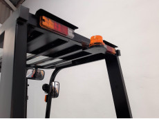 Carretilla Elevadora Electrica 4 ruedas mb forklift EFL252 (Litio) - 3258013 | Europea de Carretillas
