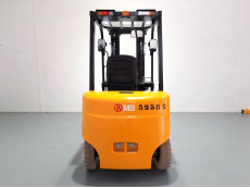 Carretilla Elevadora Electrica 4 ruedas mb forklift EFL252 (Litio) - 3258013 | Europea de Carretillas