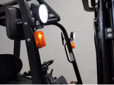 Carretilla Elevadora Electrica 4 ruedas mb forklift EFL252 (Litio) - 3258013 | Europea de Carretillas