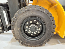 Carretilla Elevadora Electrica 4 ruedas mb forklift EFL253 (Litio) 80V 205Ah - 3629003 | Europea de Carretillas