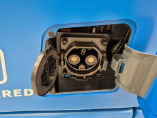 Carretilla Elevadora Electrica 4 ruedas byd ECB20SDC (Litio) 80V 340Ah - 2393008 | Europea de Carretillas
