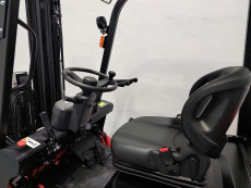 Carretilla Elevadora Electrica 4 ruedas mb forklift EFL252 (Litio) - 3258006 | Europea de Carretillas