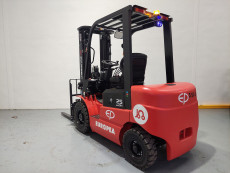 Carretilla Elevadora Electrica 4 ruedas mb forklift EFL252 (Litio) - 3258006 | Europea de Carretillas