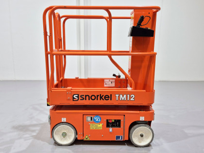 Plataforma Vertical Electrica snorkel TM12 - 3596022 | Europea de Carretillas