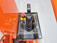 Plataforma Vertical Electrica snorkel TM12 - 3596022 | Europea de Carretillas