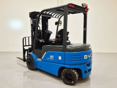 Carretilla Elevadora Electrica 4 ruedas byd ECB35iC (Litio) 80V 540Ah - 4133002 | Europea de Carretillas