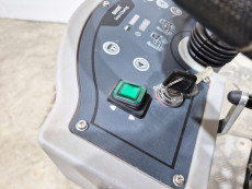 Fregadora Industrial Conductor Sentado bhior B860 - 3543004 | Europea de Carretillas