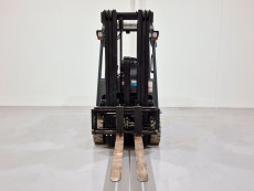 Carretilla Elevadora Electrica 4 ruedas byd SEF25C LitioHierroFosfato - 3675003 | Europea de Carretillas