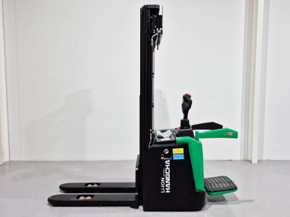 Apilador Electrico con plataforma hangcha CDD16-XT1S-SI (Litio) - 4120002 | Europea de Carretillas