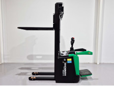 Apilador Electrico con plataforma hangcha CDD16-XT1S-SI (Litio) - 4120002 | Europea de Carretillas