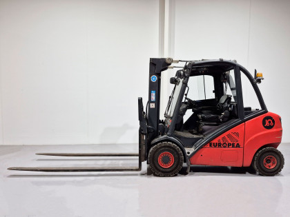 Carretilla Elevadora Diesel - Capacidad 3.000 y 3.500Kg CD30 CD35