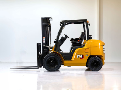 Carretilla Elevadora Diesel - Capacidad 4.000 y 4.500 Kg CD40 CD45