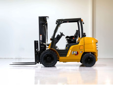 Carretilla Elevadora Diesel - Capacidad 4.000 y 4.500 Kg CD40 CD45