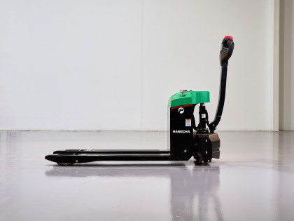 Transpalet - TRANSPALET ELECTRICO CAMIÓN. Capacidad 1.500KG (PESO  250Kg; CLASE 3.1) TE15