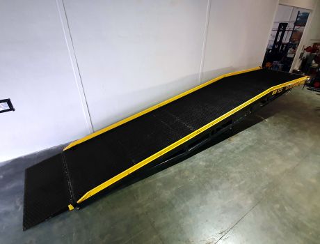 Rampa Muelle Movil - RAMPA MUELLE 7 A 12 TON MANUAL