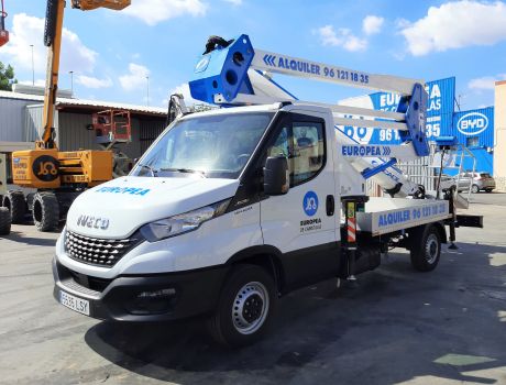 Plataforma Elevadora Sobre Camion - 20 metros de altura de trabajo (Articulado) PC20